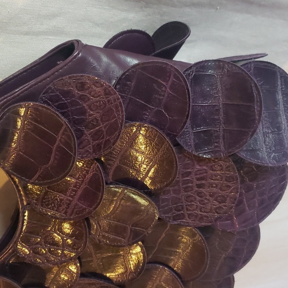 GAL Purple Faux Leather Circle Vegan Handbag - Picture 4 of 11